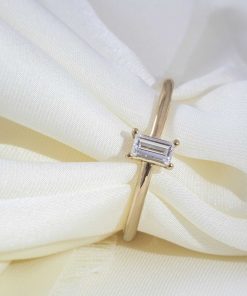 Anillos Blanca Jewels | Anillo Baguette Diamante Invertido